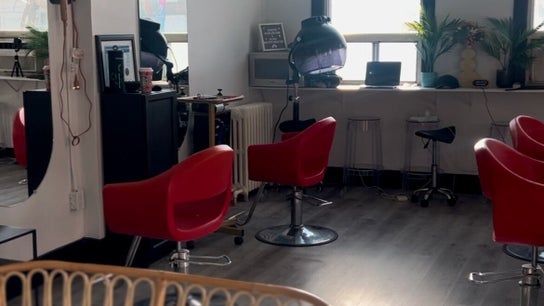Rooots Curl Studio