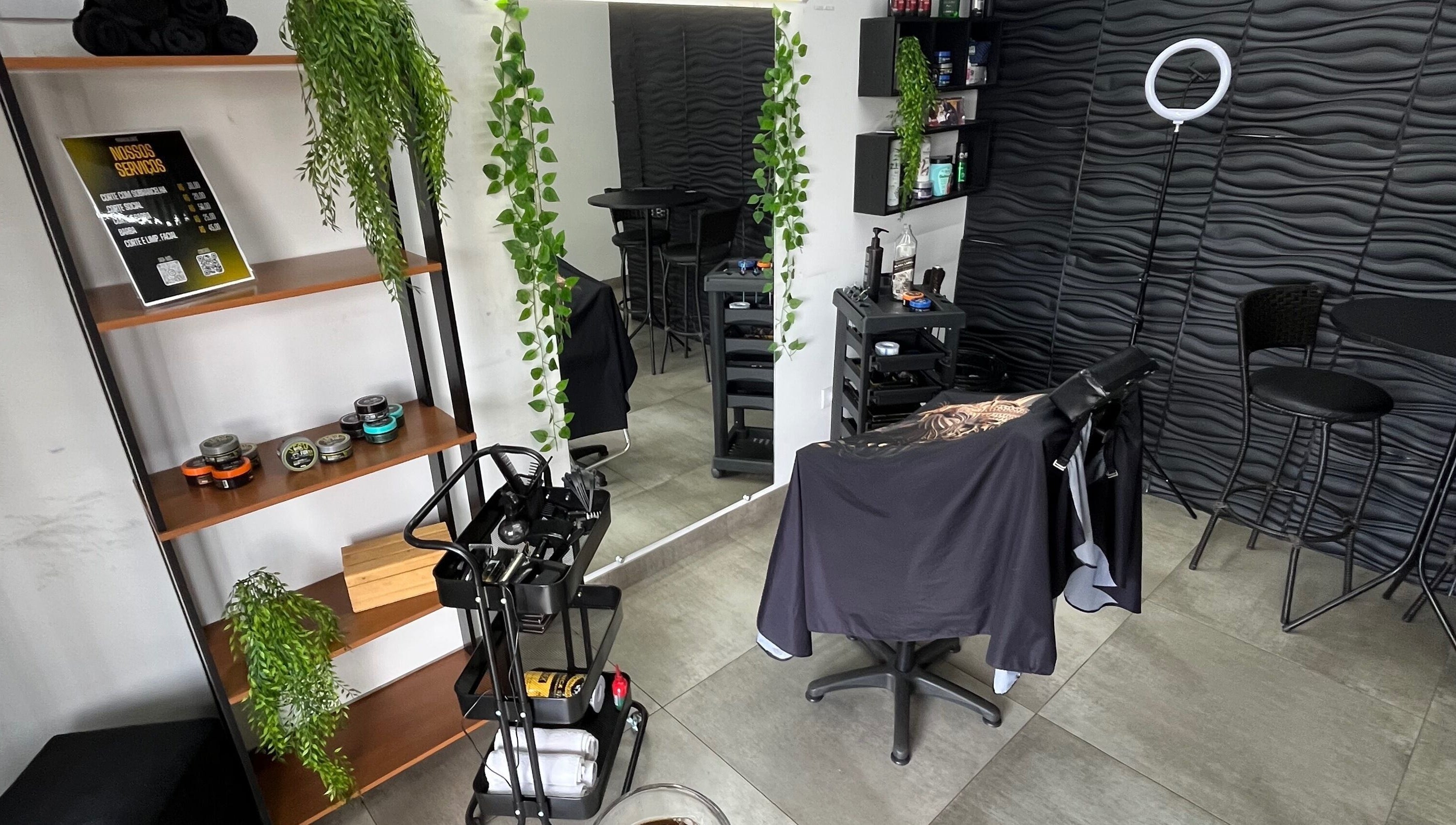 Espaço moderno e aconchegante do Pereira DuCorte em Mato Grosso Do Sul, BR, com decoração sofisticada.