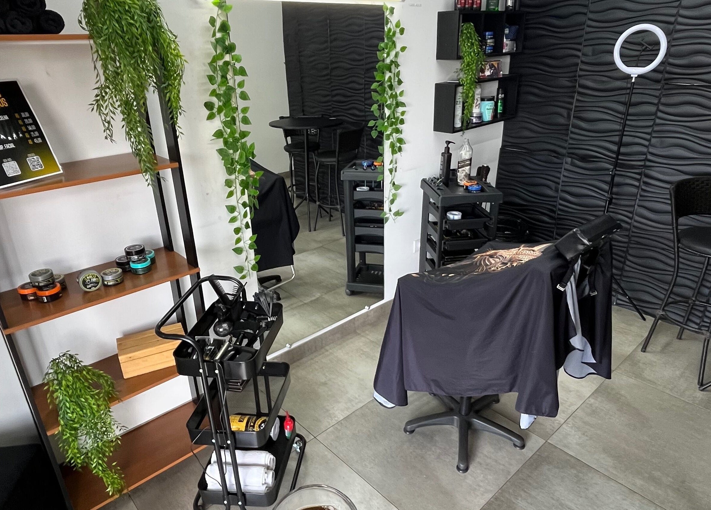 Espaço moderno e aconchegante do Pereira DuCorte em Mato Grosso Do Sul, BR, com decoração sofisticada.