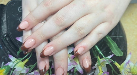 Z Nails and Spa kép 2