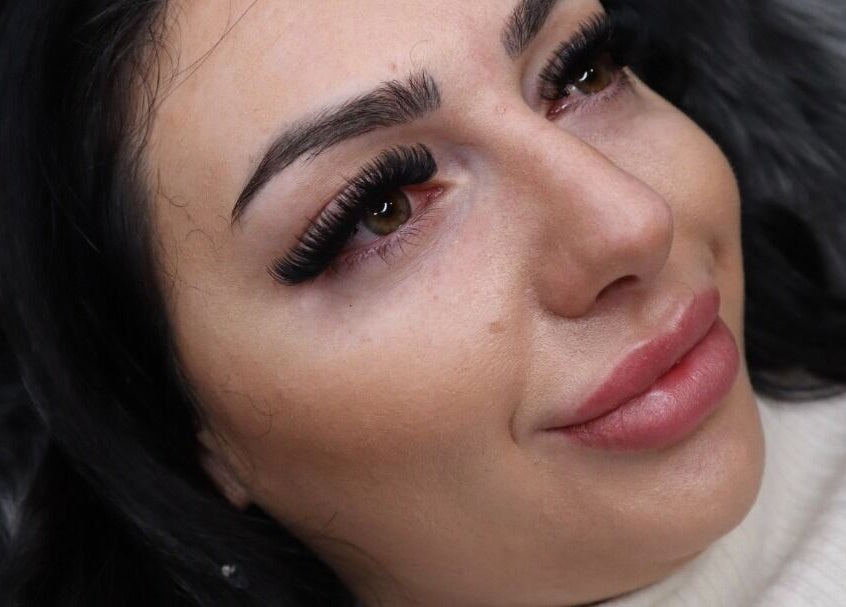 Close-up of elegant eyelash extension at Glam Lashes Australia, Melbourne, Victoria, AU.