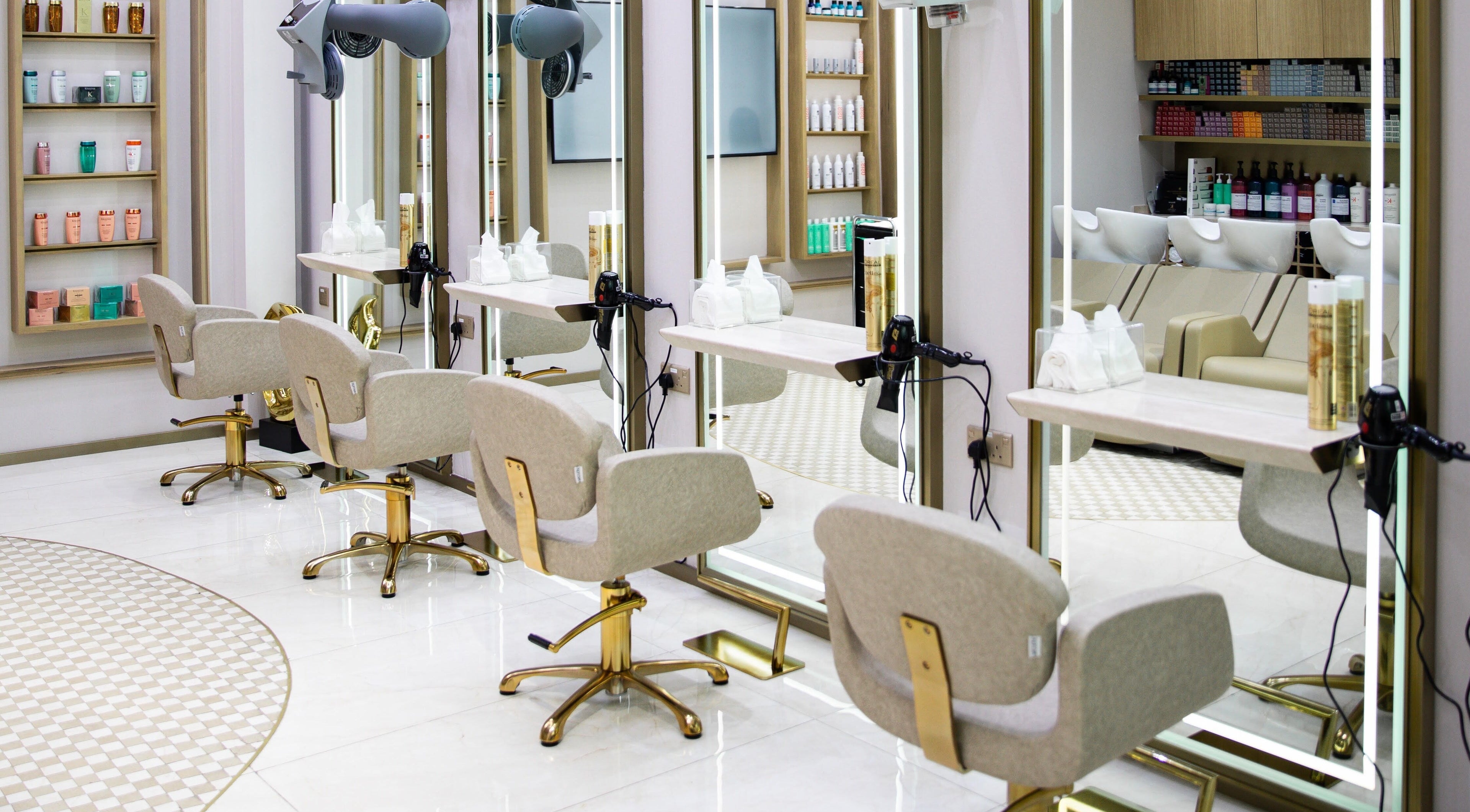 Elegant styling stations at Avel Beauty Salon - Damac Mall, Dubai, Dubai, AE, showcasing modern salon interiors.