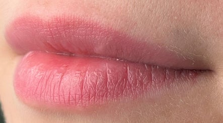 Labbra sfumate e colorate con trucco permanente da Manuela Poloni Permanent Make Up, San Polo Di Piave, Veneto, IT.