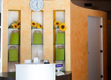 Accogliente reception con girasoli a Manuela Poloni - Padova, Padova, IT.