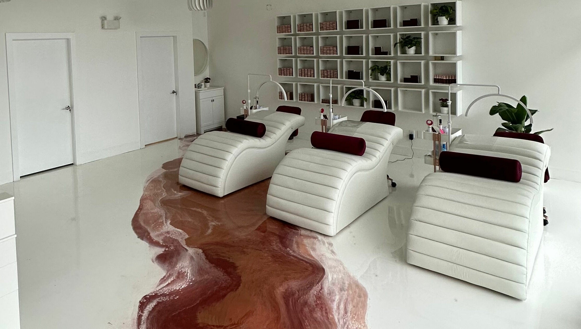 Luxurious spa beds at Bordo Lash Lounge and Academy Ltd., Maple Ridge, British Columbia, CA.