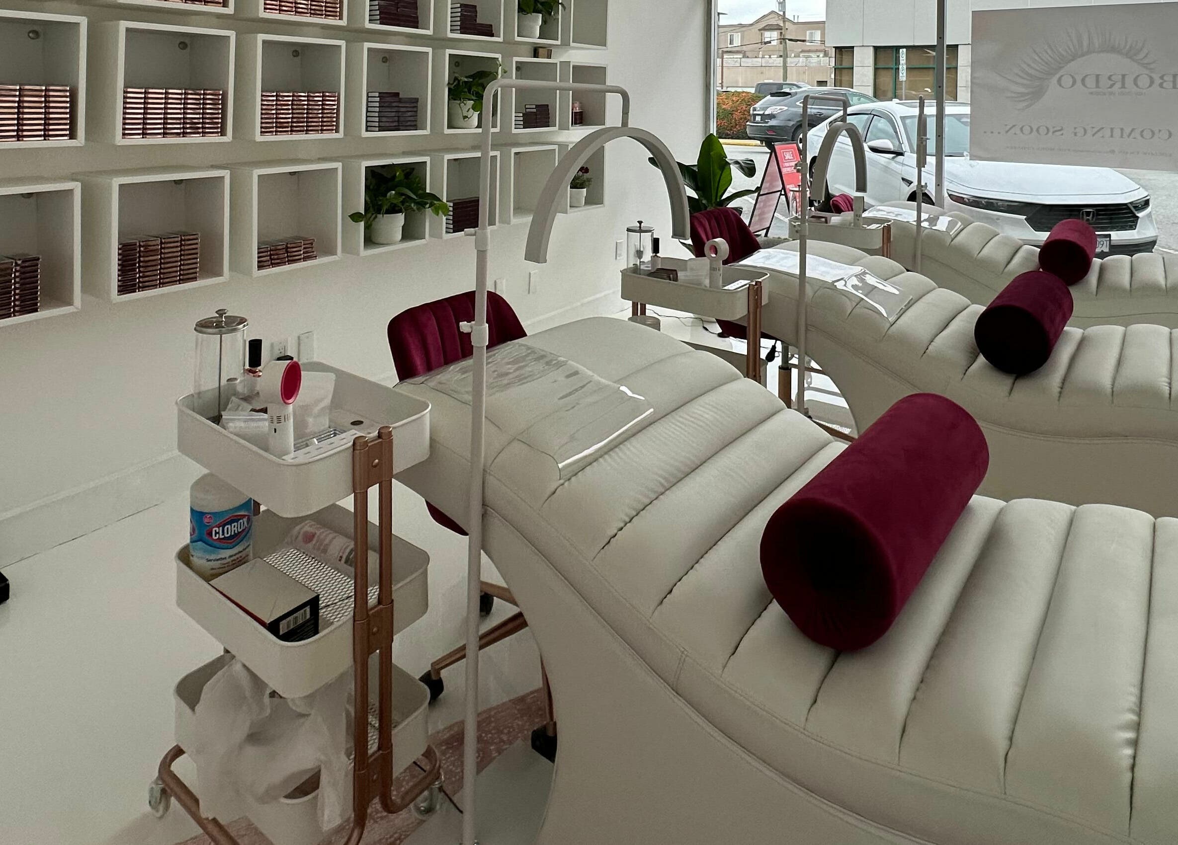 Luxurious lounging chairs at Bordo Lash Lounge and Academy Ltd, Maple Ridge, British Columbia, CA.