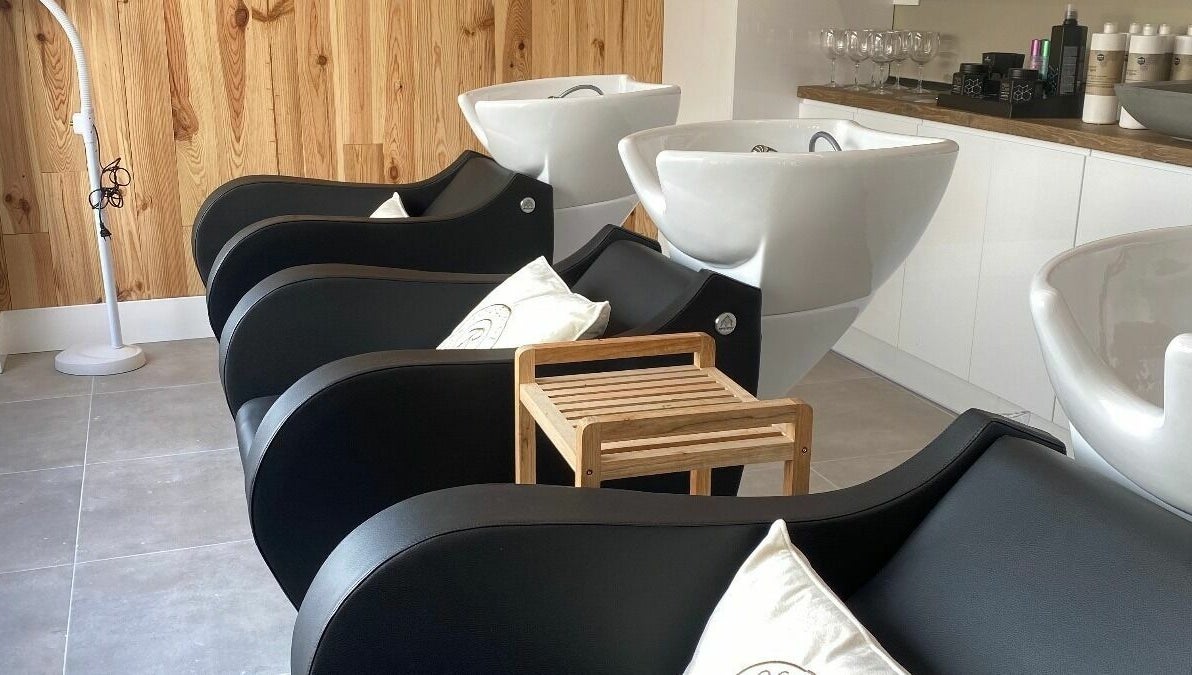 Estación de lavado moderna en Rogelaine Imagen - Las Tablas, Madrid, Comunidad De Madrid, ES.