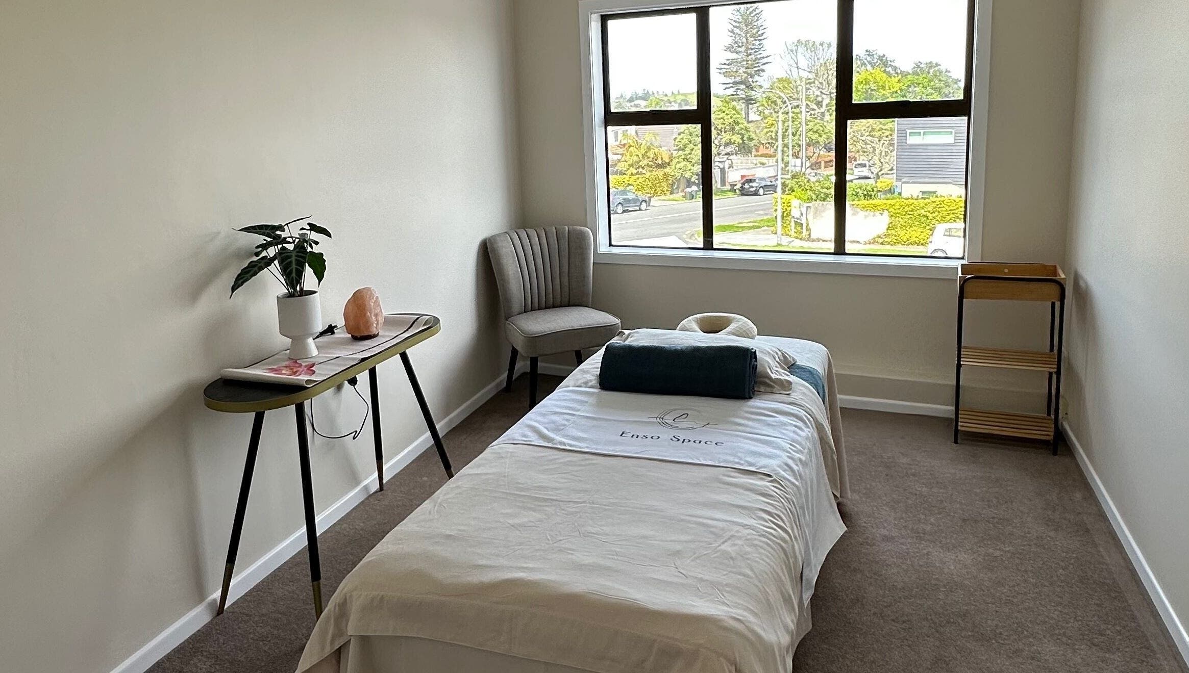 Calming massage room at Enso Space - Massage, Beauty, Tea, Connection, Auckland, Auckland, NZ, with a tranquil vibe.