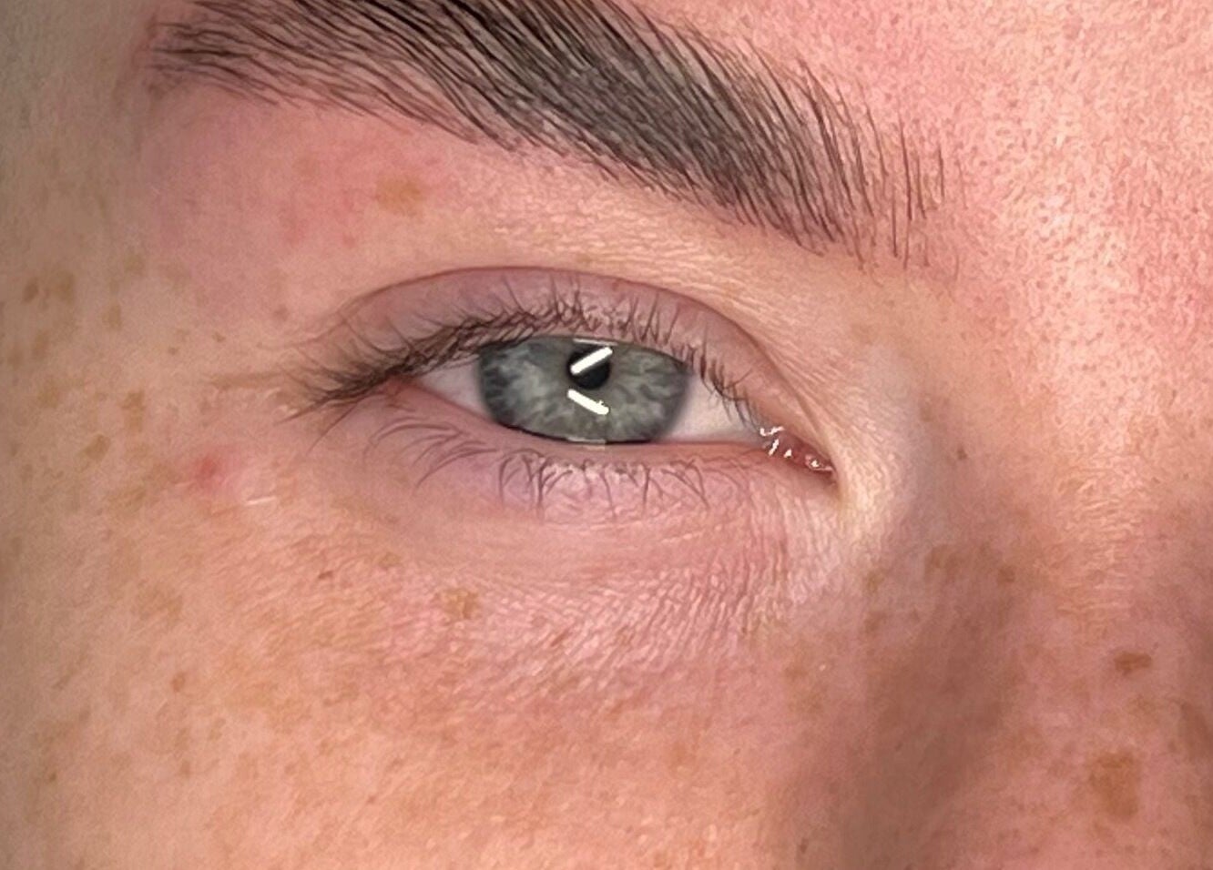 Close-up of an elegantly defined eyebrow from Yuna Uchoa in Dublin, County Dublin, IE.