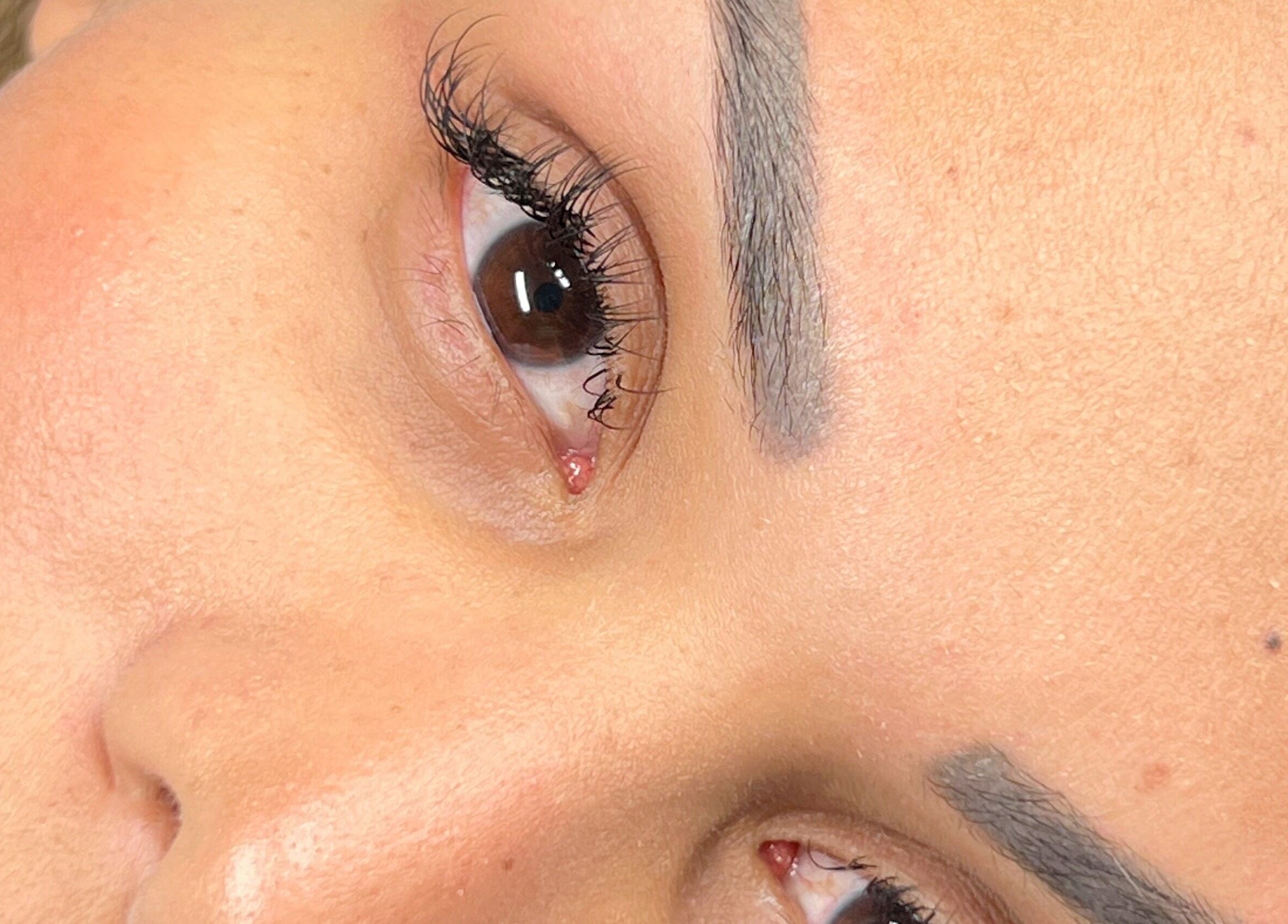 Close-up of expertly styled eyelashes at Yuna Uchoa, Dublin, County Dublin, IE showcasing beauty enhancement.