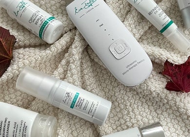 Bespoke Beauty & Skincare products on a cozy fabric in Baildon, England, GB.