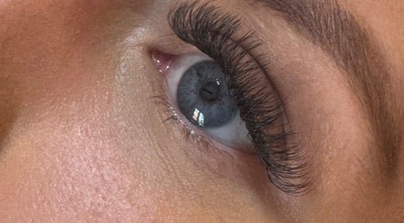 The Lash Cabin – kuva 3