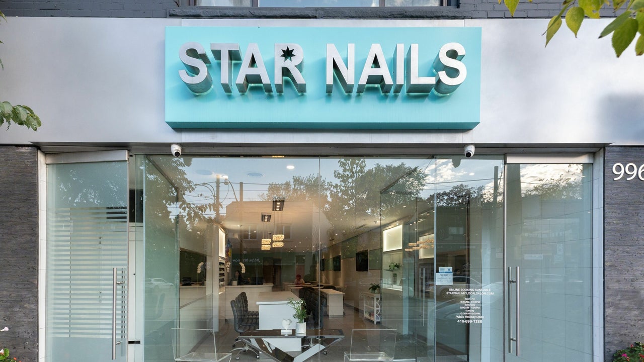 Best salons for acrylic nails in Upper Beach, Toronto | Fresha