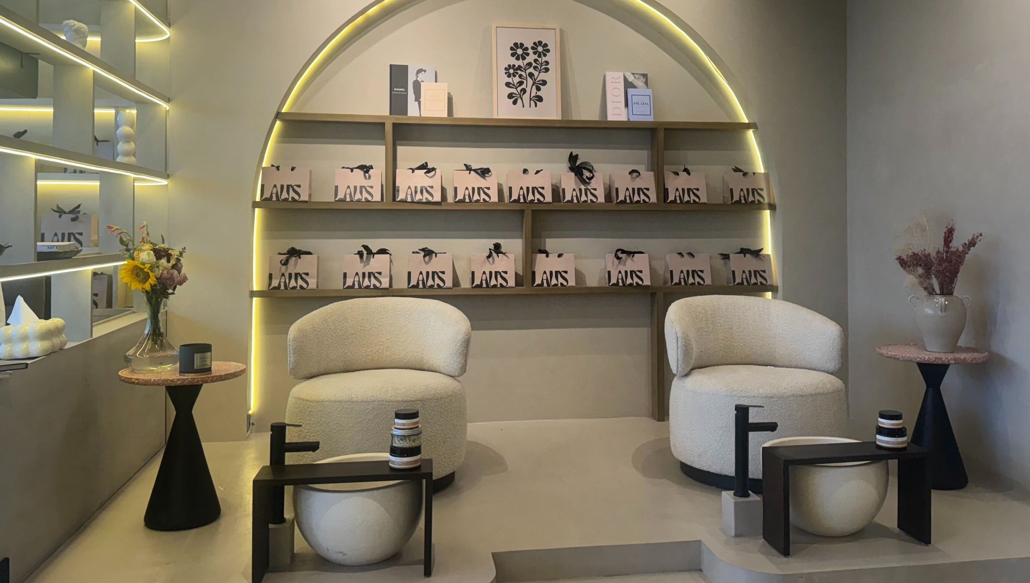 Modern lounge at LAU’S BEAUTY, Bali, Bali, ID featuring elegant chairs and stylish decor.