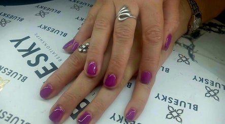 Milena Art Nails image 3