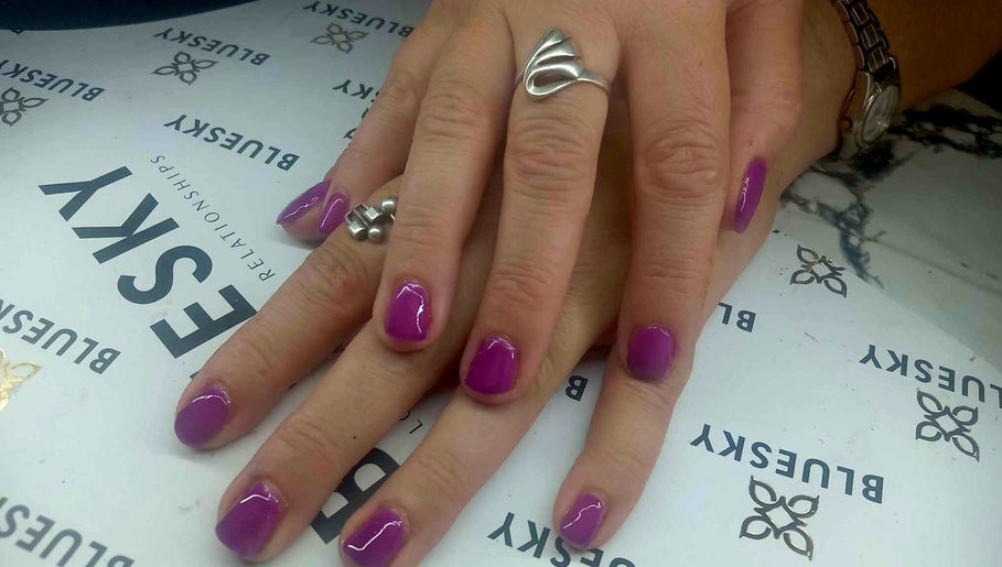 Milena Art Nails image 1