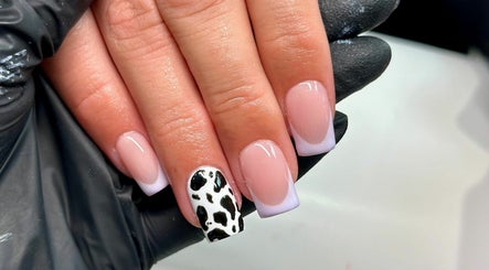 Nails by Nade at The Sun Lounge, Pickering