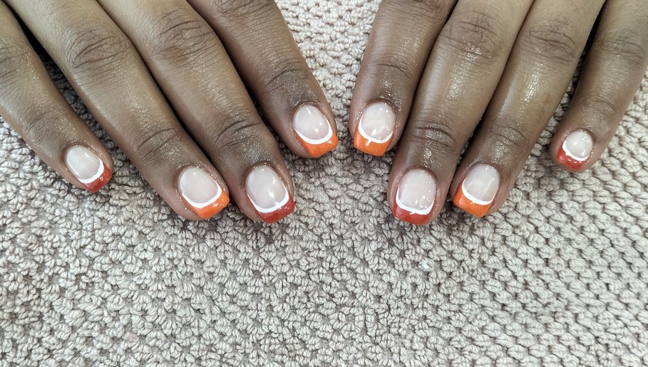 Tanya Nails Mobile Saloon image 1