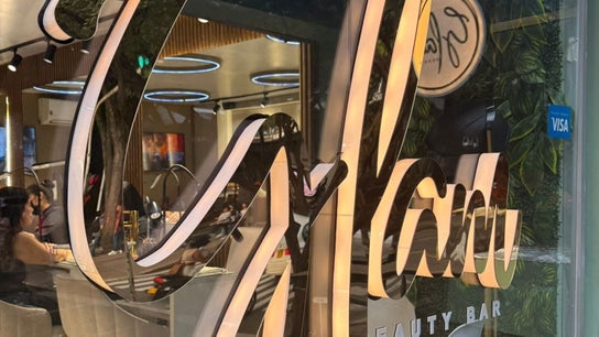 Glam Beauty Bar