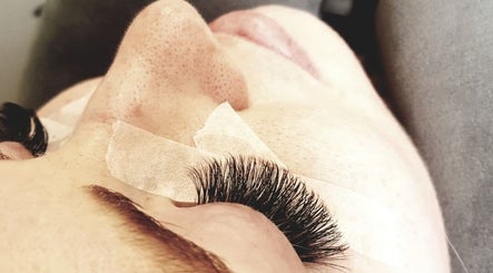 Immagine 3, I-Lashes