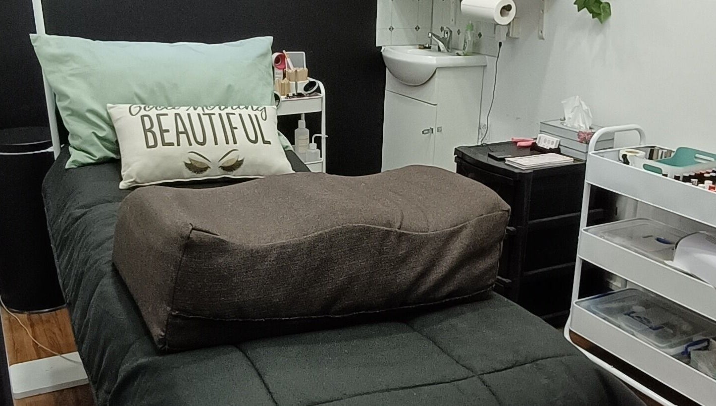 Tranquil treatment room at Bella Rose by Debbie in Lathlain, Western Australia, AU with stylish decor.