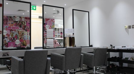 The Salon at Yin Yang JBR