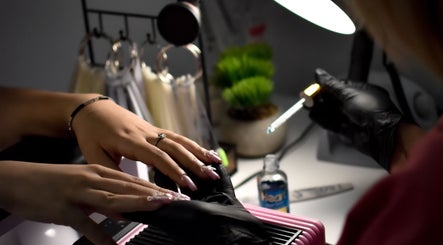 Manicure & pedicure studio image 2