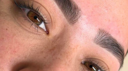 ZAISABELLE BROWS image 3