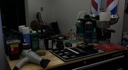 HANGAR 37 BARBER SHOP изображение 3