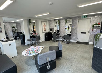 Elegant interior of The Scissor Psychologist - Aldford, Chester in Chester, England, GB with styling stations.