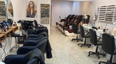 Kensington Hair Nails & Beauty Salon, bilde 2