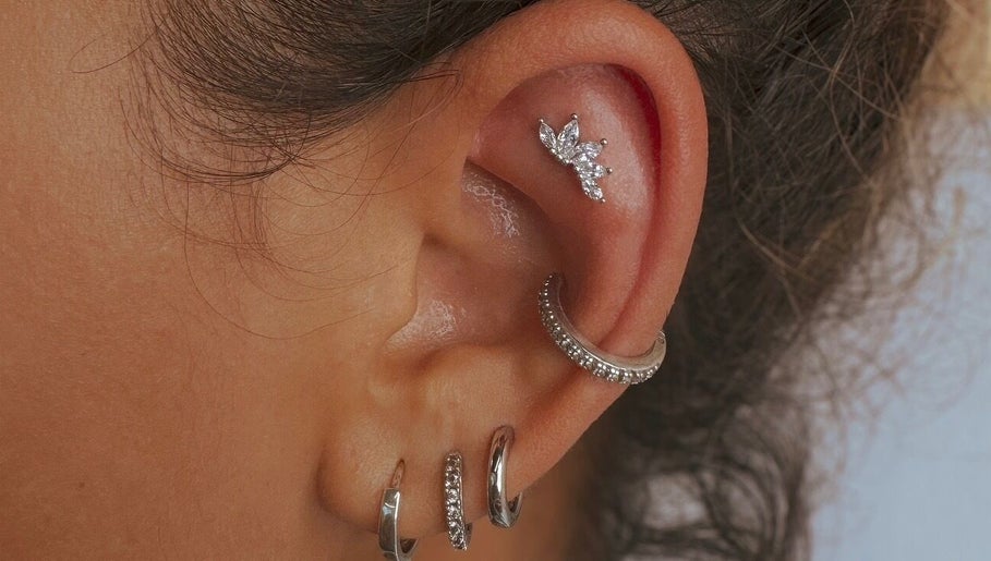 hình ảnh 1 của Signature Piercing