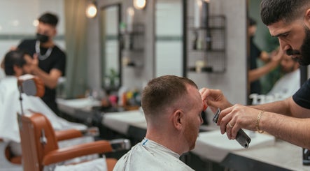 Tame Barber image 3