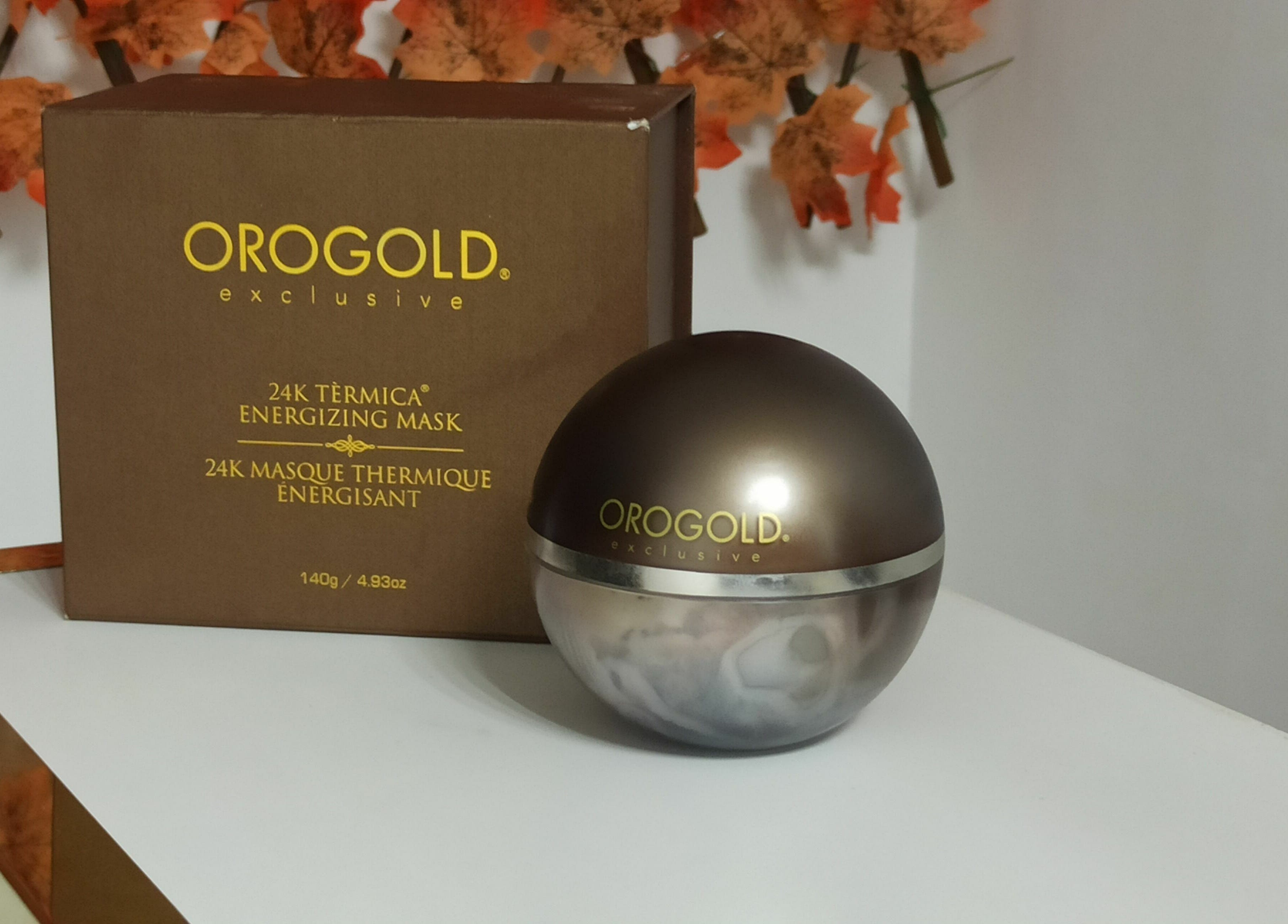 Orogold 24K Energizing Mask at Glamour Haven Beauty Center, Abu Dhabi, AE, enhances your skincare routine.