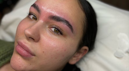 Daisy Mae Artistry – kuva 2