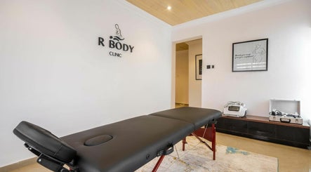 R Body Clinic imagem 2