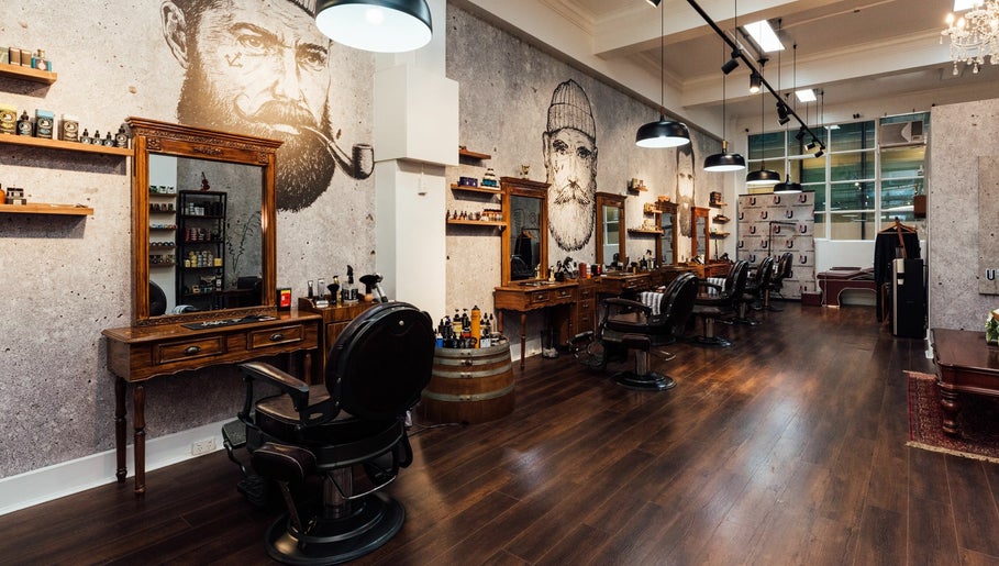 Uptown Barbers Dymocks billede 1