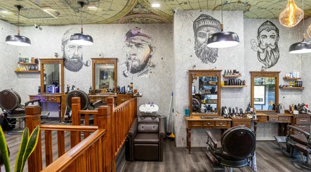 Uptown Barbers St James Arcade image 3