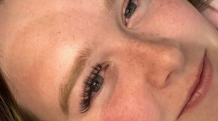 Lashes by Katie image 2