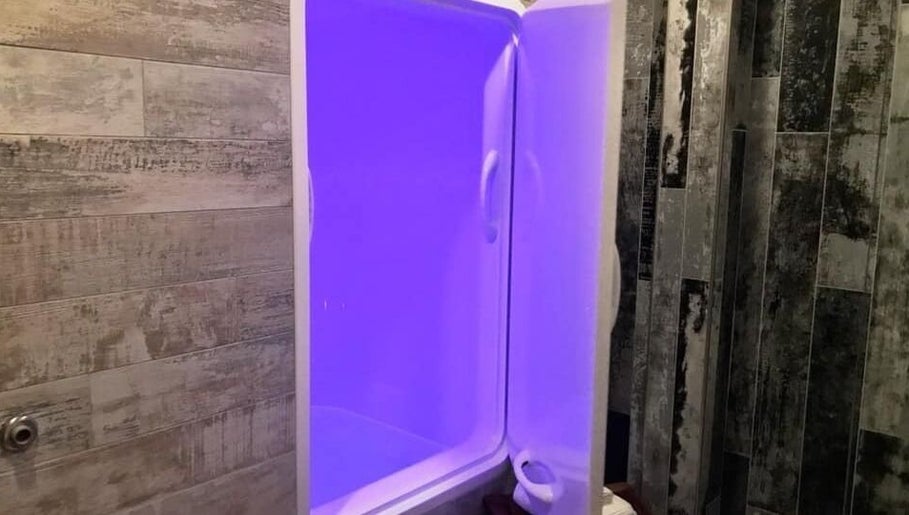 Floatation tank at Chesterton Mamabear Massage & Float, Chesterton, Indiana, US, offering relaxing light therapy.