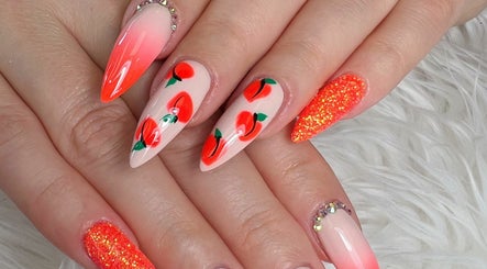 Imagen 2 de Luxury Nails and Spa