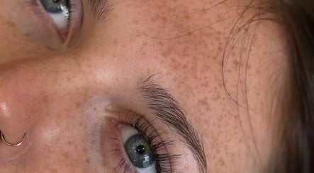 Perfectly shaped eyebrows at Holly's Beauty, Bridgwater, England, GB, enhancing natural elegance.