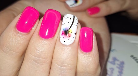 Bright pink and floral nail art at Nails by Lizette, Bloemfontein, Free State, ZA.