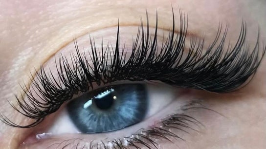 Lash Club By Courtney