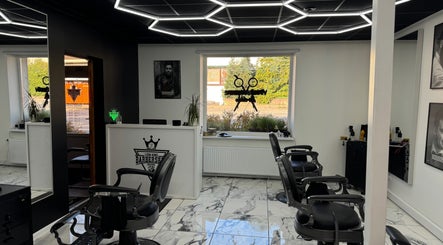 Lion King Barbershop изображение 2