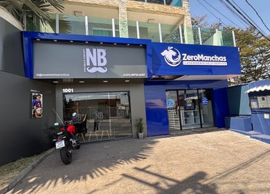 Fachada da Nonato Barbearia em Minas Gerais, Minas Gerais, BR. Fachada moderna e convidativa.