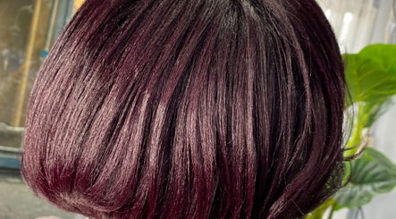 Hava's Extension and Beauty Bar