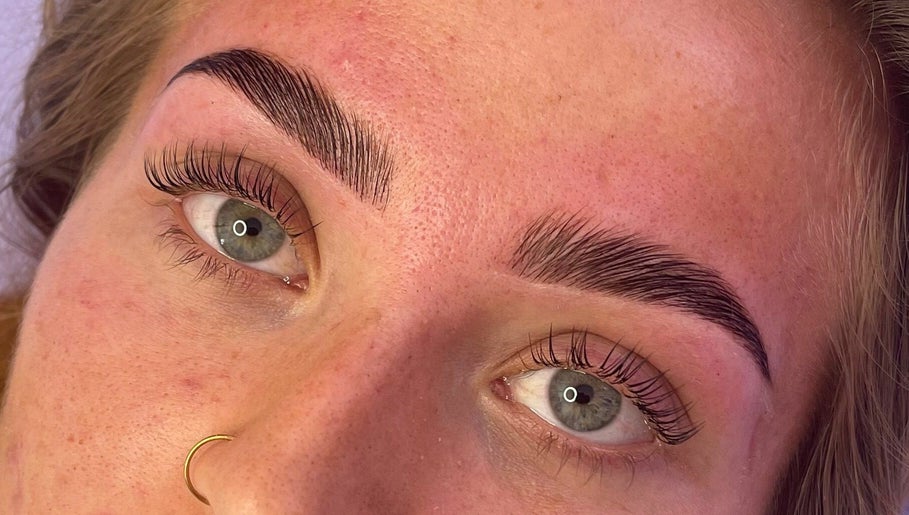 Brows by Rosie image 1