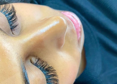 Close-up of eyelash extensions at Rudi Beauty Studio, Randburg, Gauteng, ZA enhancing natural beauty.