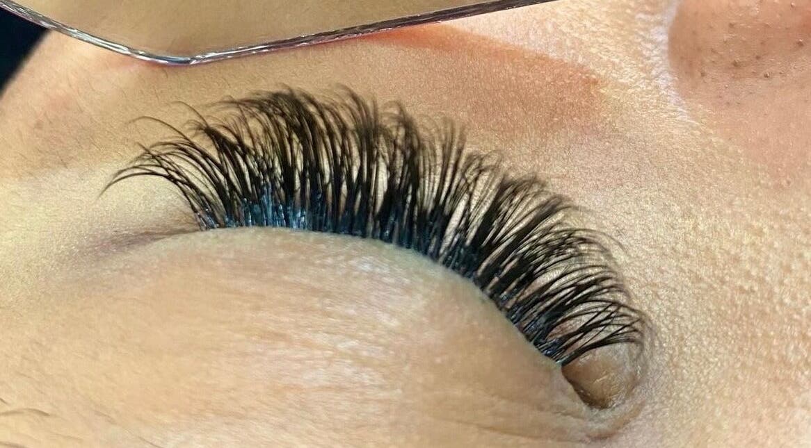 Close-up of eyelash extensions at Rudi Beauty Studio, Randburg, Gauteng, ZA for a glamorous look.